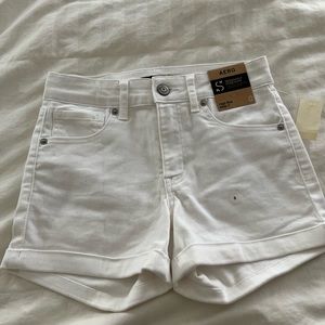 AERO size 0 high rise midi-3” seriously stretch shorts